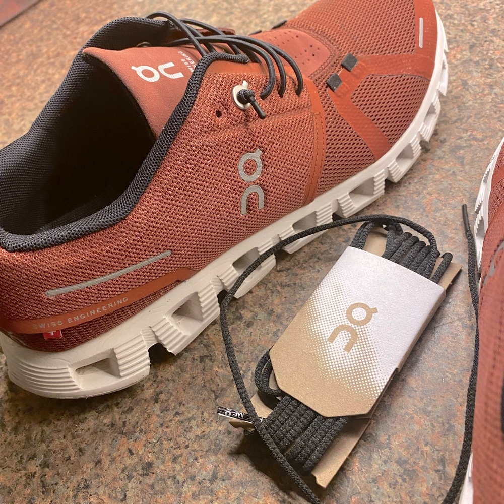 On Running Cloud Shoes Brick Red 10 Women’s